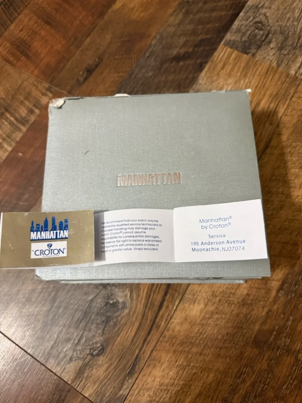 Manhattan by Croton Watch & Evening Bag Set Silver Rhinestone Like New w/ Box - Picture 4 of 14